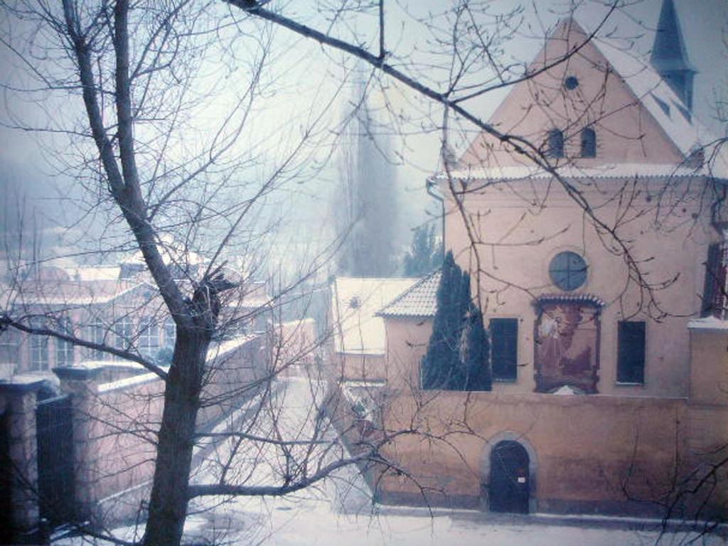 Romantik Hotel U Raka Prague Exterior photo